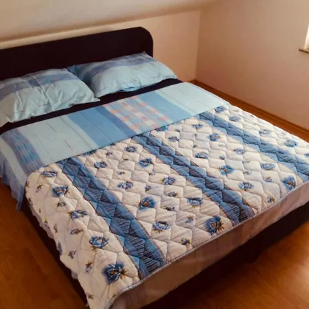 Apartman Angelina Jolie *