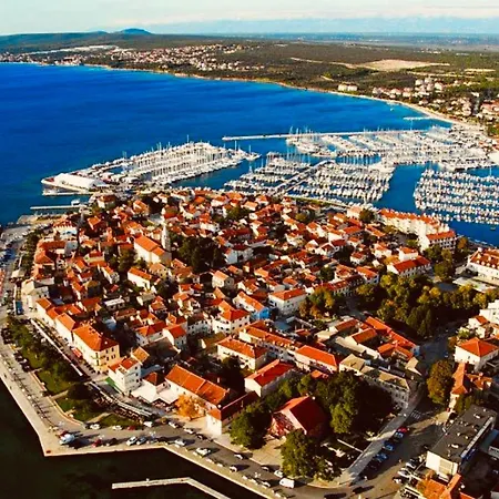 Appartement Angelina Jolie Biograd Na Moru